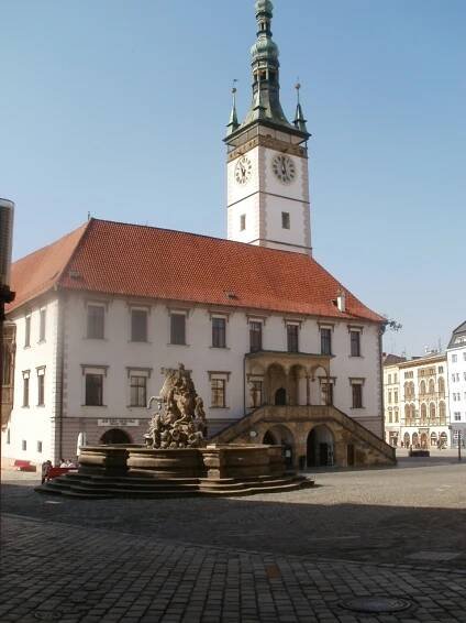 Radnice, pohled zezadu