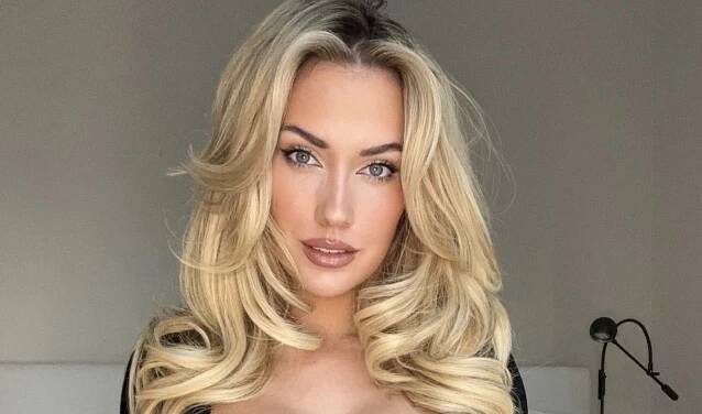 Paige Spiranac In Tight Red Underwear (6 Pics)