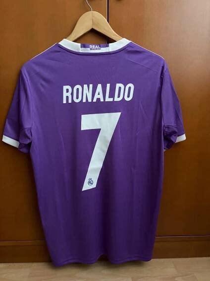 Dres Cristiano Ronaldo - Real Madrid - Vybavení pro kolektivní sporty