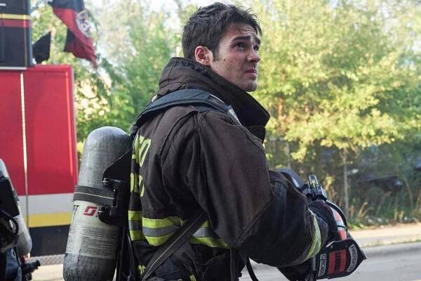 Steven McQueen in Chiacgo Fire