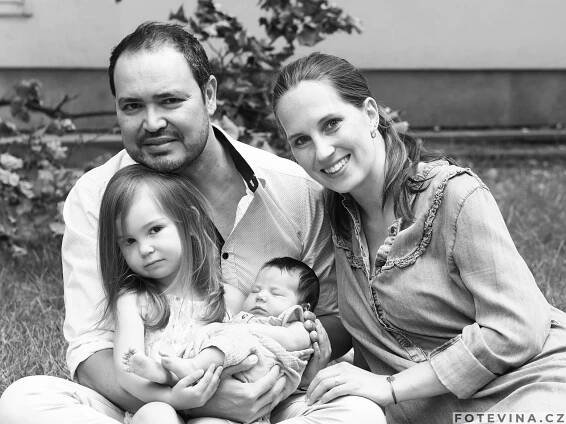 Tereza, Randall, Olivia a Emilia - fotevina.cz