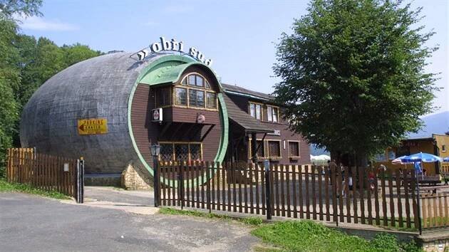 Restaurace Obří sud v Jizerkách zlevnila, prodává se za 18 milionů