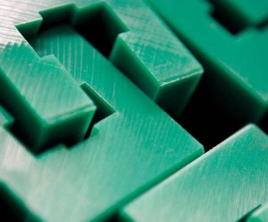 Home / Murtfeldt - Výkon v oblasti plastů.