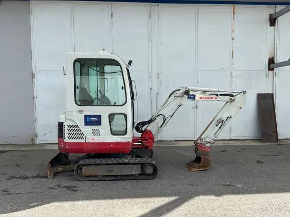 Takeuchi TB016