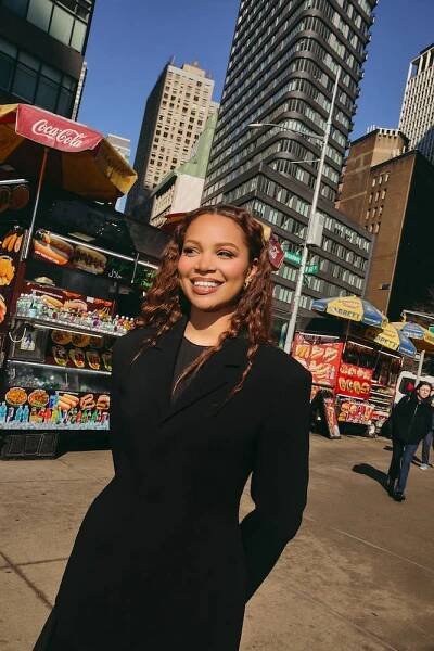 Nesta Cooper's Face Can Handle Anything | Into The Gloss