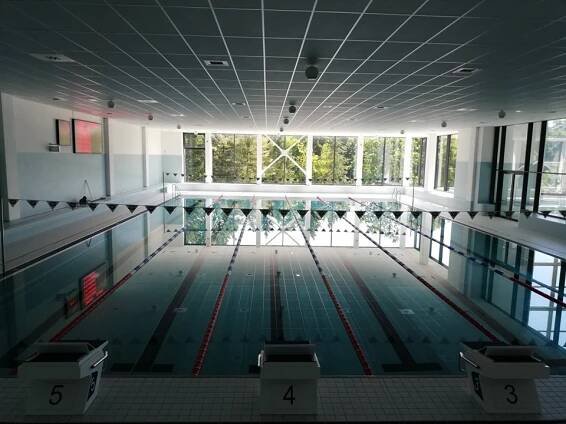 Dobrá zpráva v horký den, nový 25 m bazén v Aqua centru Pardubice otevírá tuto sobotu