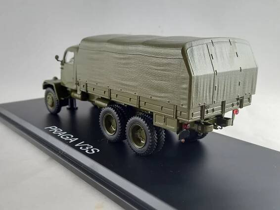 Praga V3S Valník s plachtou 1:43 SSM