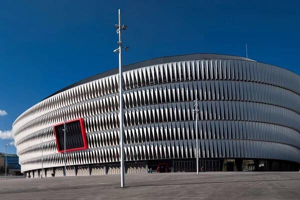 Rooms and events in Bilbao // San Mames
