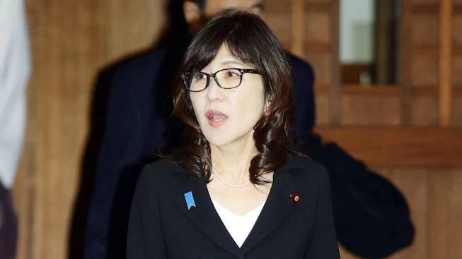 Japonská ministryně navštívila kontroverzní svatyni Jasukuni, sousedi to prý pochopí