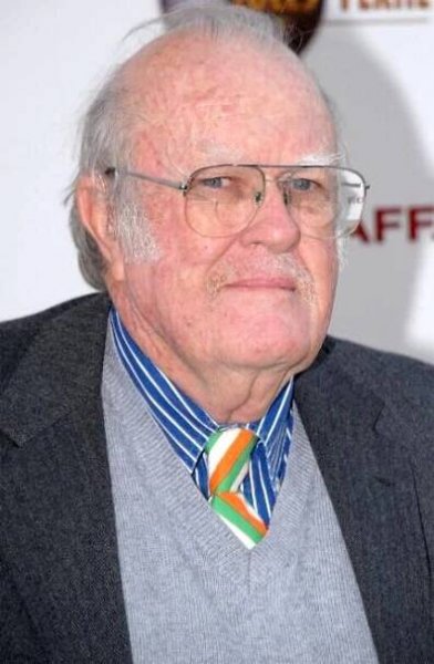 M. Emmet Walsh – Wikipedia