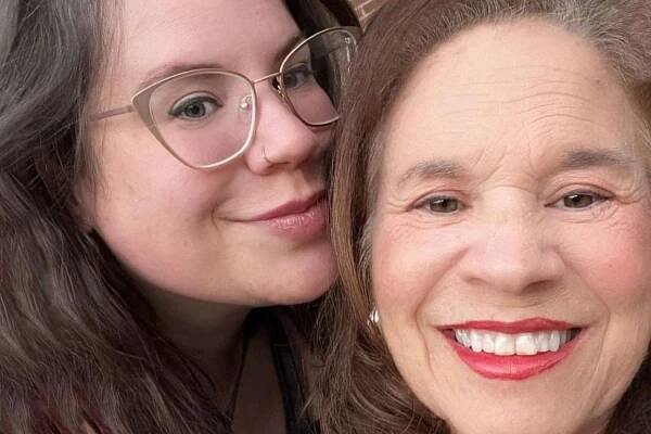 'My Big Fat Fabulous Life' Star Whitney Way Thore Shares Touching Video Tribute After Mom's 'Difficult' Death (Exclusive)