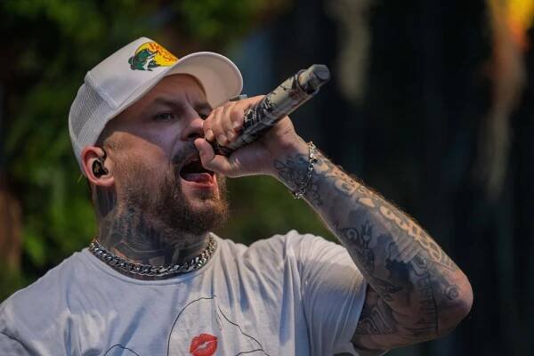 Podívejte se: Raper Marpo to na Kladně rozbalil ve stylu americké country music