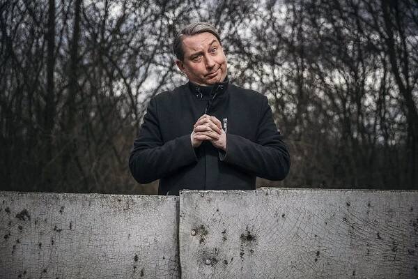 Othello, nebo Nutello? Patlal jsem si na obličej oříškovou pomazánku, hlásí Mikluš