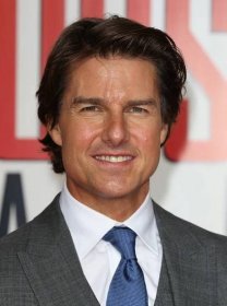 Tom Cruise dříve - GALERIE: Tom Cruise prodává své venkovské sídlo v britském hrabství Sussex (5/5)