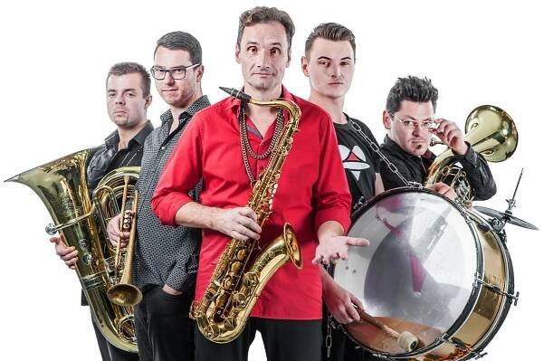 Kapela Lovesong Orchestra se vrací do Hybernie. Zahájí další koncerty The Greatest Show