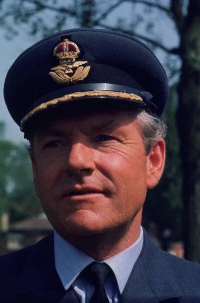 Kenneth More - Bitva o Británii - Z filmu