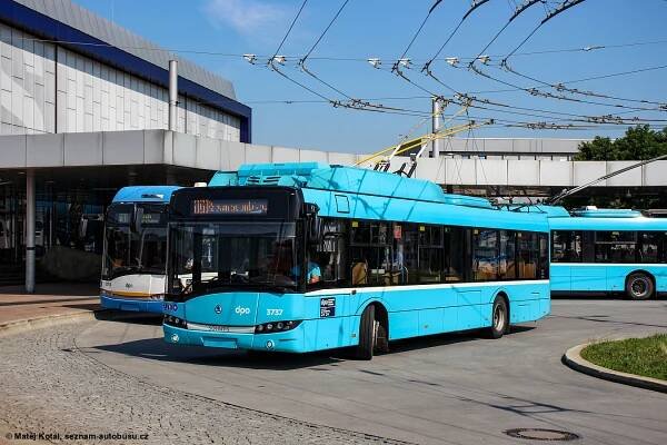 Fotografie Škoda 26 Tr 3737 Dopravní podnik Ostrava