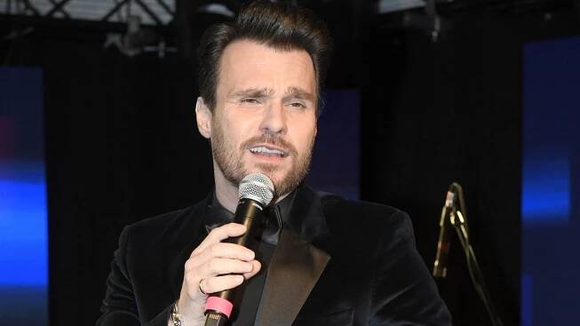 Ta podoba! Leoš Mareš se na Den otců pochlubil rozkošnou dcerkou - Super.cz