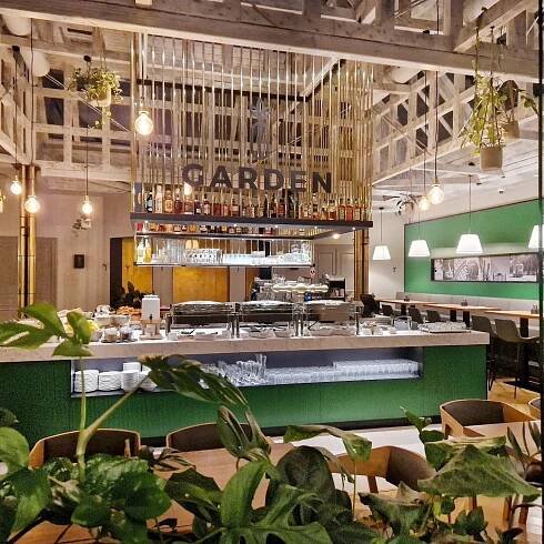 Garden Restaurant & Pub