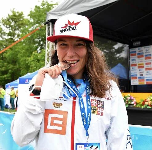 Olympionici v kánoích v Troji zářili. Rohan vyhrál, Fišerová dojela třetí