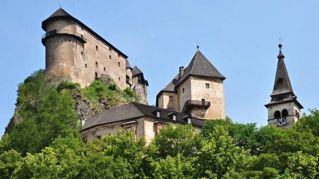 Oravský hrad průvodce nejhezčím hradem na Slovensku