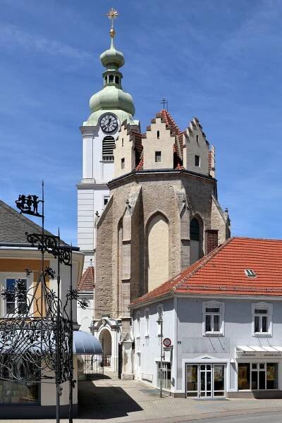 Stadtpfarrkirche Neunkirchen