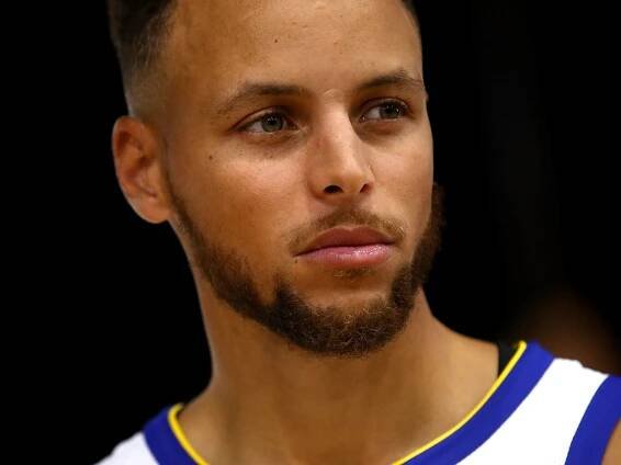Steph Curry Slams Sports Illustrated for Leaving Colin Kaepernick Off Its “Unity” Cover