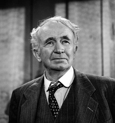 Walter Brennan