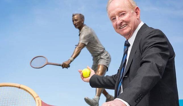 Rod Laver je živou legendou tenisu