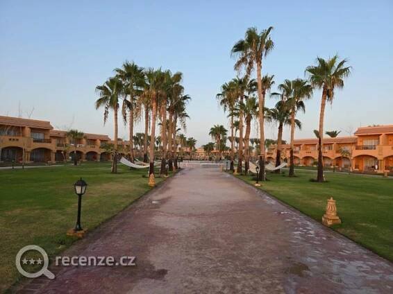 Spokojená - Recenze hotelu Jaz Grand Marsa Resort (ex Jaz Grand Resta) ***** (Egypt - Marsa Alam) | Recenze.cz