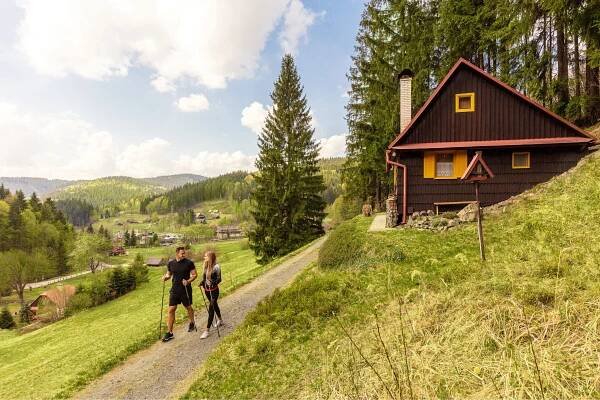 Resort Valachy otevírá zatím tři ze čtyř hotelů. Zájem o léto se ztrojnásobil