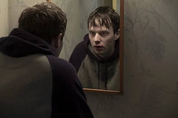 Město na kopci - Nečekané překvapení v Southie High - Z filmu - Mark O'Brien