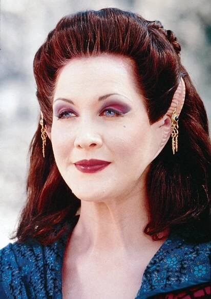 Star Trek: Hluboký vesmír devět - Loď - Z filmu - Kaitlin Hopkins