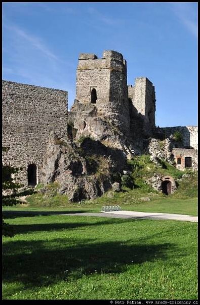 Hrad Levice – Levický hrad / hrady-zriceniny.cz