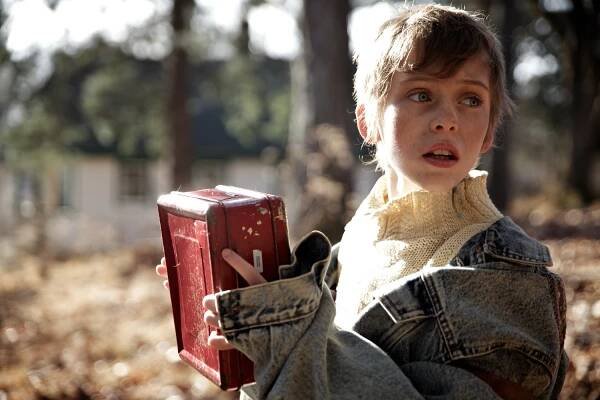 Fotky | Sophia Lillis | Rikrek.com