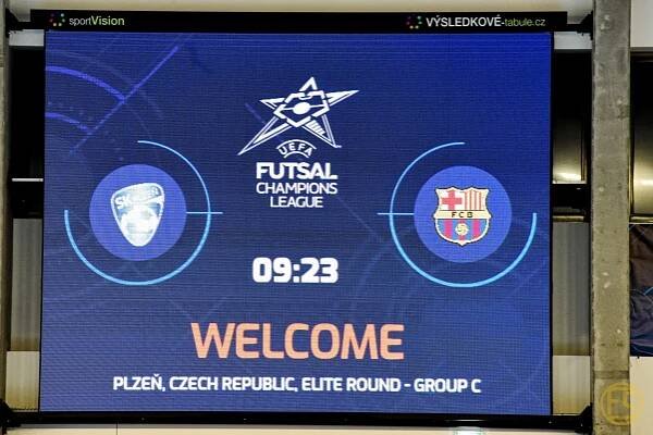 SK PLZEŇ - FC BARCELONA 1 : 3 (FUTSAL - CHAMPION LEAGUE) - Fotogalerie 2021 | TJ Lokomotiva Plzeň