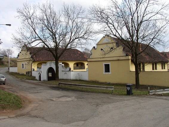 Fotogalerie • Praha-Dolní Chabry (Městská část) • Mapy.com