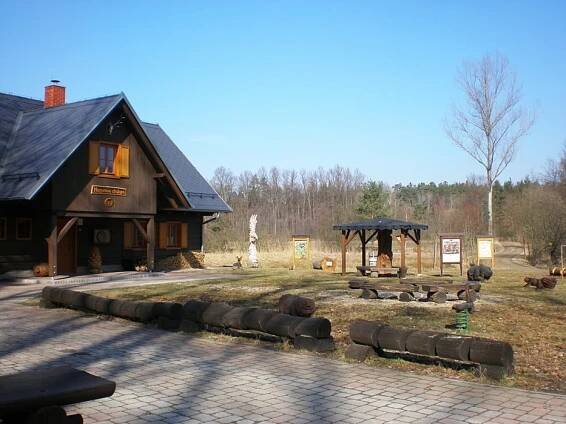 odpočívka a rozcestí Mazury