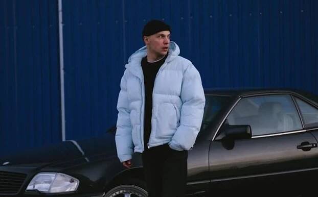 Viktor Sheen přepsal s novou deskou rekordy. Planeta opic je celosvětovým hitem na Spotify