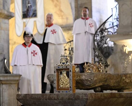 Na počest svatého Václava: Prahou prošel průvod s palladiem země české