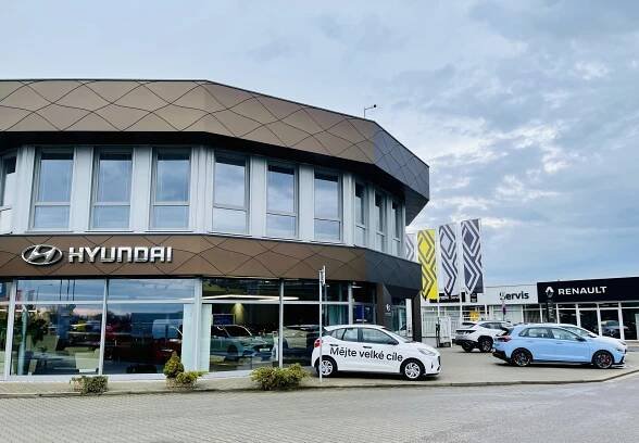 Kooperativa koupila France Car a Hyundai Hradec Králové - PojMag.cz