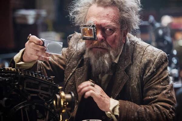 JUPITER ASCENDING, Terry Gilliam, 2015. ph: Murray Close/© Warner Bros. Pictues