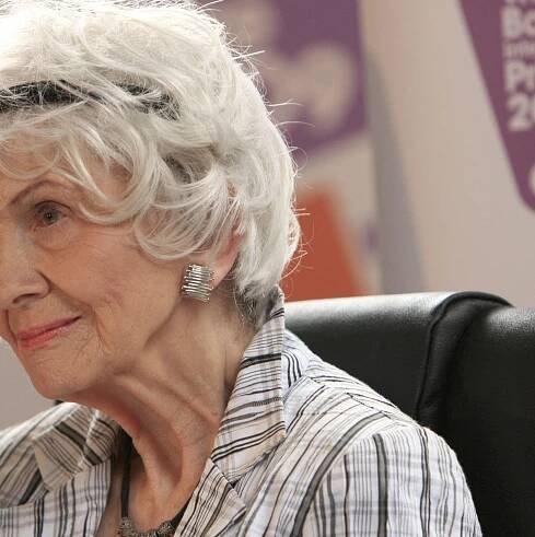 What do we do about Alice Munro now?