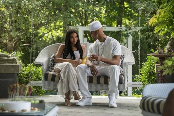 Aaliyah: The Princess of R&B - Z filmu - Alexandra Shipp, Anthony Grant