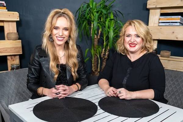 Reportérka TV Nova a Miss České republiky 2018 Iveta Maurerová navštívila talkshow Miluše Bittnerové Na kafeečko.