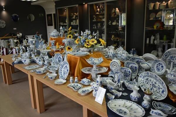 FOTO: Dubský „modrodům“ ukazuje historii výroby porcelánu pod Krušnými horami