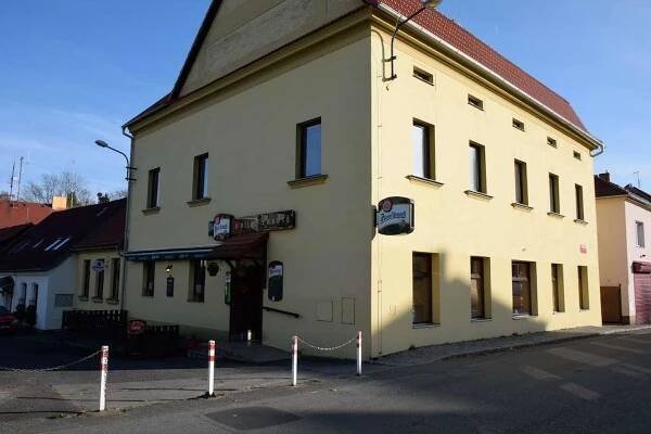 Pizzerie U Bílé labutě Doksy | Apetee