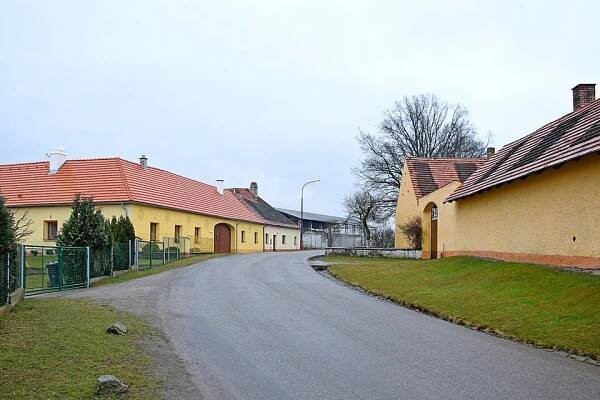 Rue de Radošovice.