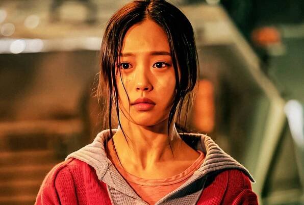 Netflix's New K-Drama Starring Go Min-si Is The Sweet Home Reunion I Didn't Know I Needed