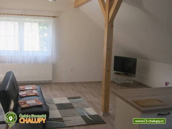 Chata Hlinice s bazénem - apartmán jižní Čechy (2C-024): CS chalupy, pronájem chaty a chalupy